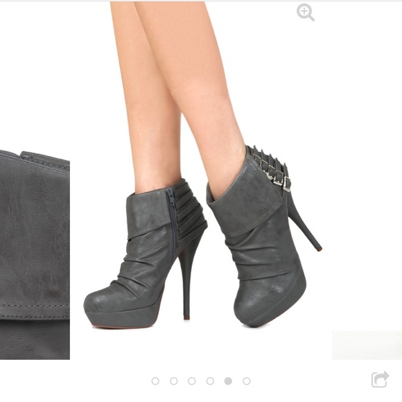 Just Fab Suzette Platform Heels - Picture 5 of 5